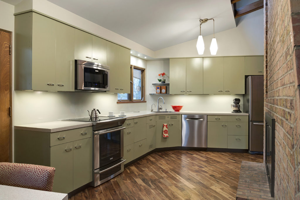 Mid Century Kitchen Design - Burnsville Lakeville Minneapolis