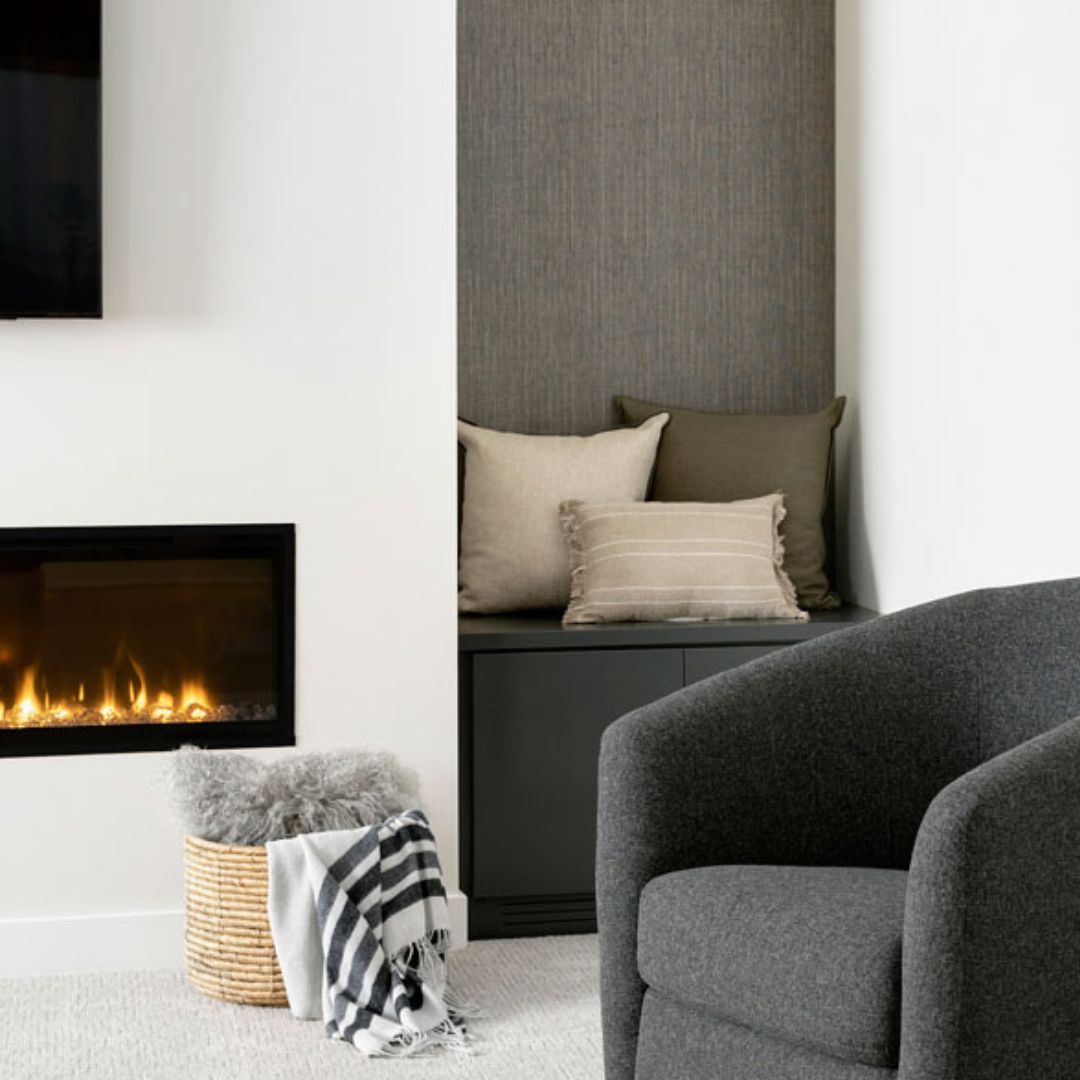 Woven textured wallpaper