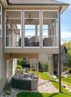 porch Screenshot 2025-10-23 103130