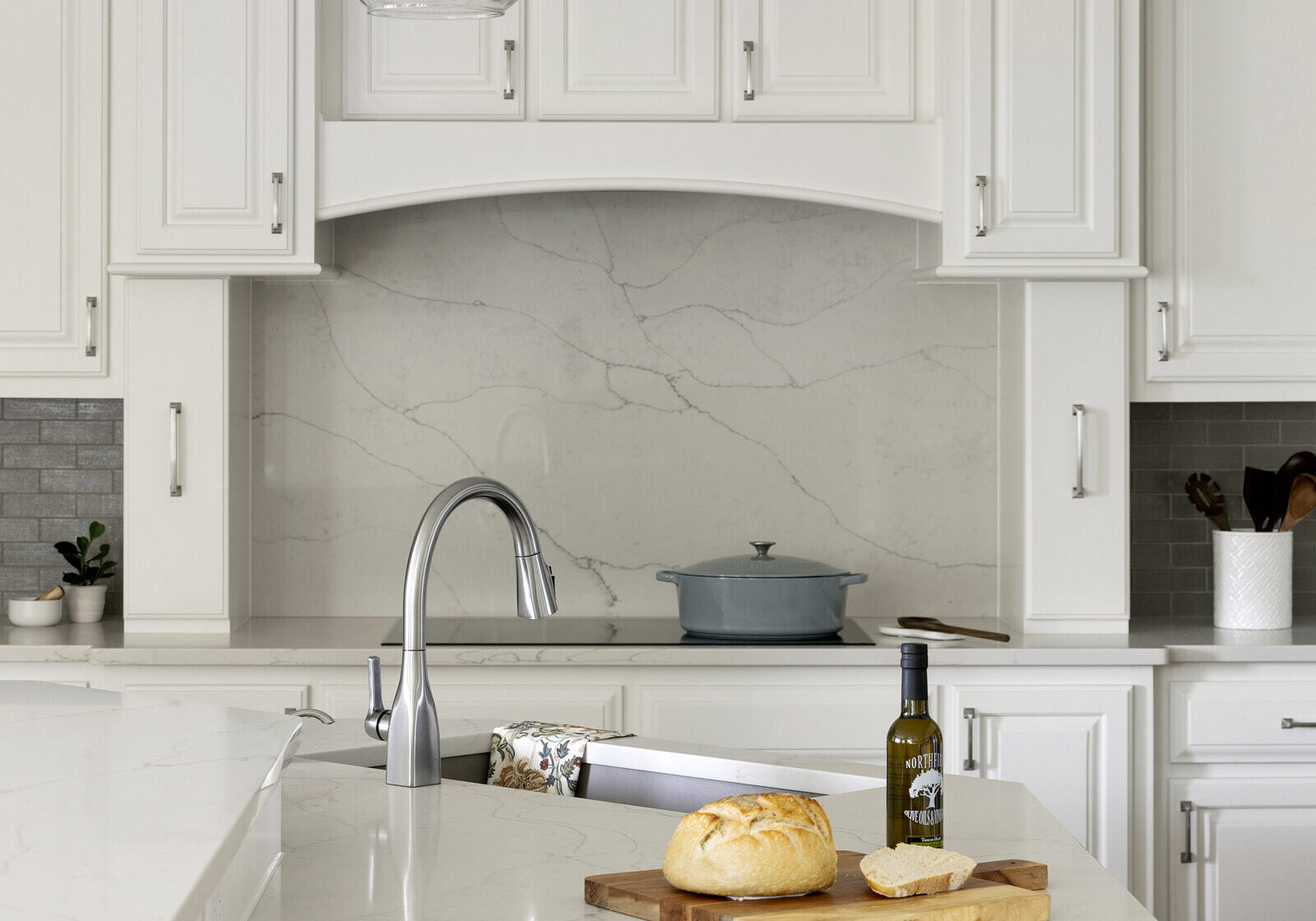 Che Bella Interiors - 1673 Isabella Pkwy, Chaska, MN 55318